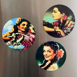 Latina calendar girls photo round magnet set/3 New
